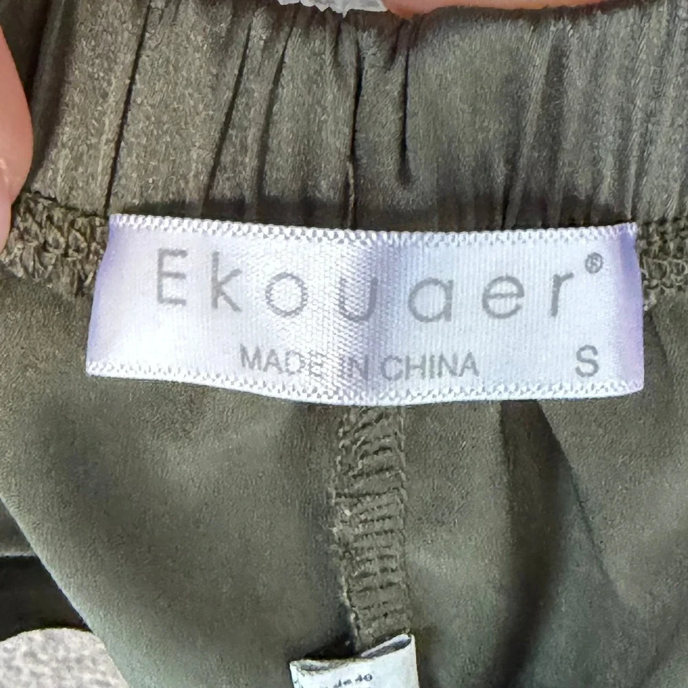 Ekouaer Womens Olive Green Satin Pajama Shorts Dolphin Hem Size‎ S Sleepwear